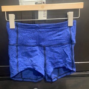 Lulu booty shorts, size 4